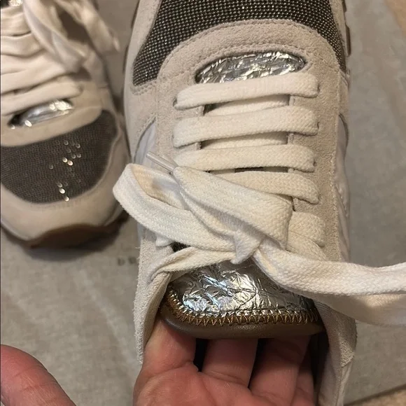 Brunello Cucinelli White and Black Sneakers with Vintage Style - Picture 3 of 10